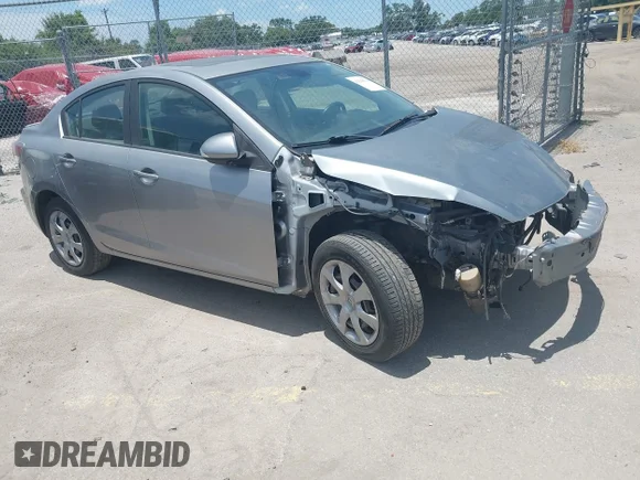 ✅ 2010 Mazda 3 S Sport • VIN: JM1BL1S5XA1102674 • Лот: 42540325. Опубликован ранее на IAAI с пробегом 89 845 миль. Бесплатный доступ к архиву аукционных продаж из США и подробный отчёт об истории автомобиля на DreamBid. Изображение 1.