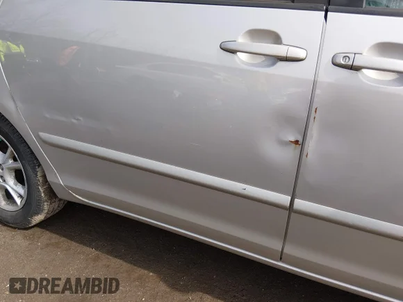 ✅ 2006 Toyota Sienna XLE Limited • VIN: 5TDZA22C16S523721 • Lot: 44524058. Wystawiony na IAAI z przebiegiem 236 444 mil. Bezpłatny archiwum sprzedaży aukcyjnych z USA i szczegółowy raport historii pojazdu na DreamBid. Zdjęcie 6.