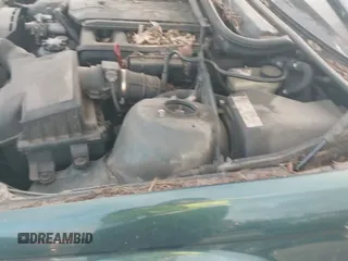 ✅ 1999 BMW 3 Series 328i • VIN: WBAAM5339XFR10536 • Лот: 42242648. Опубликован ранее на IAAI с пробегом 166 227 миль. Бесплатный доступ к архиву аукционных продаж из США и подробный отчёт об истории автомобиля на DreamBid. Изображение 12.