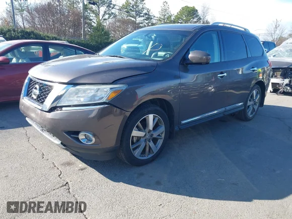✅ 2015 Nissan Pathfinder S • VIN: 5N1AR2MM9FC658194 • Lot: 44012350. Wystawiony na IAAI z przebiegiem 141 656 mil. Bezpłatny archiwum sprzedaży aukcyjnych z USA i szczegółowy raport historii pojazdu na DreamBid. Zdjęcie 2.