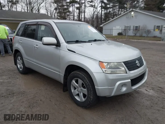 ✅ 2011 Suzuki Grand Vitara Premium • VIN: JS3TD0D22B4102989 • Lot: 44383744. Wystawiony na IAAI z przebiegiem 112 861 mil. Bezpłatny archiwum sprzedaży aukcyjnych z USA i szczegółowy raport historii pojazdu na DreamBid. Zdjęcie 1.