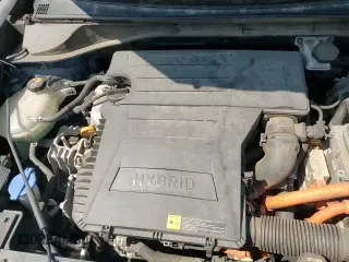 ✅ 2017 Kia Niro Touring • VIN: KNDCE3LC8H5082631 • Lot: 64961455. Listed on Copart with 105,918 mi. Free auction sales archive from the USA and detailed vehicle history report at DreamBid. Image 15.