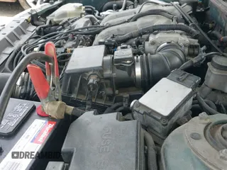 ✅ 2001 Mazda 626 LX • VIN: 1YVGF22D915241384 • Lot: 41927705. Listed on IAAI with 231,801 mi. Free auction sales archive from the USA and detailed vehicle history report at DreamBid. Image 12.