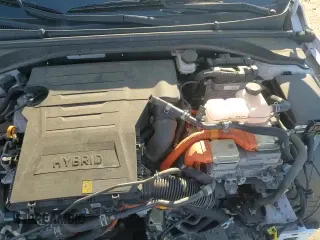 ✅ 2021 Hyundai Ioniq Blue • VIN: KMHC65LCXMU245302 • Lot: 88247775. Wystawiony na Copart z przebiegiem 65 161 mil. Bezpłatny archiwum sprzedaży aukcyjnych z USA i szczegółowy raport historii pojazdu na DreamBid. Zdjęcie 15.