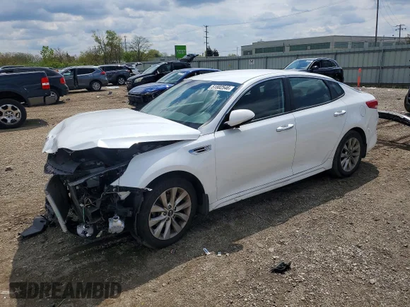 ✅ 2018 Kia Optima S • VIN: 5XXGT4L35JG252572 • Лот: 51802546. Опубликован ранее на Copart с пробегом 169 665 миль. Бесплатный доступ к архиву аукционных продаж из США и подробный отчёт об истории автомобиля на DreamBid. Изображение 1.