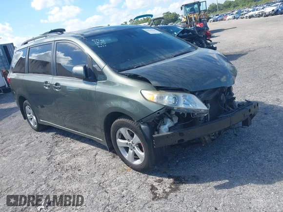 ✅ 2018 Toyota Sienna LE Auto Access Seat • VIN: 5TDKZ3DC3JS904010 • Lot: 42037039. Listed on IAAI with 101,130 mi. Free auction sales archive from the USA and detailed vehicle history report at DreamBid. Image 1.