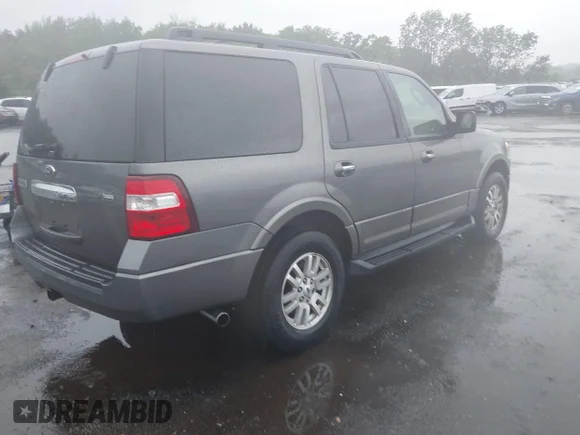 ✅ 2011 Ford Expedition XLT • VIN: 1FMJU1J58BEF54056 • Lot: 42254977. Wystawiony na IAAI z przebiegiem 184 199 mil. Bezpłatny archiwum sprzedaży aukcyjnych z USA i szczegółowy raport historii pojazdu na DreamBid. Zdjęcie 4.