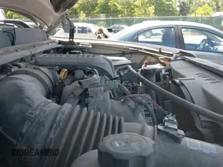 ✅ 2009 GMC Sierra 2500HD SLE • VIN: 1GTHK53699F172547 • Lot: 42578830. Wystawiony na IAAI z przebiegiem 233 560 mil. Bezpłatny archiwum sprzedaży aukcyjnych z USA i szczegółowy raport historii pojazdu na DreamBid. Zdjęcie 23.