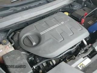 ✅ 2017 Jeep Cherokee Trailhawk • VIN: 1C4PJMBS0HW532018 • Lot: 43101949. Listed on IAAI with 121,586 mi. Free auction sales archive from the USA and detailed vehicle history report at DreamBid. Image 19.