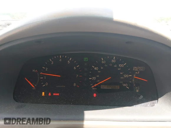 ✅ 1998 Lexus ES 300 • VIN: JT8BF28G4W5046784 • Lot: 45162526. Wystawiony na IAAI z przebiegiem 327 368 mil. Bezpłatny archiwum sprzedaży aukcyjnych z USA i szczegółowy raport historii pojazdu na DreamBid. Zdjęcie 7.