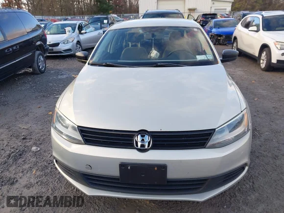 ✅ 2011 Volkswagen Jetta S • VIN: 3VW1K7AJ9BM029069 • Lot: 43717633. Wystawiony na IAAI z przebiegiem 168 644 mil. Bezpłatny archiwum sprzedaży aukcyjnych z USA i szczegółowy raport historii pojazdu na DreamBid. Zdjęcie 6.