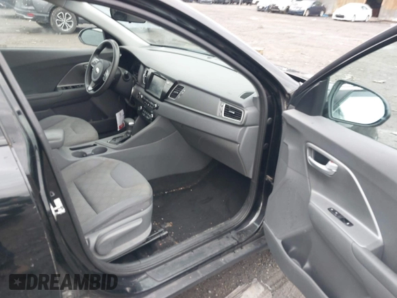 ✅ 2017 Kia Niro LX • VIN: KNDCB3LC1H5073570 • Lot: 43989845. Wystawiony na IAAI z przebiegiem 116 863 mil. Bezpłatny archiwum sprzedaży aukcyjnych z USA i szczegółowy raport historii pojazdu na DreamBid. Zdjęcie 5.