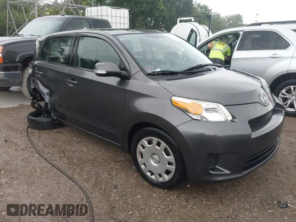 ✅ 2009 Scion xD • VIN: JTKKU10449J035694 • Лот: 42680092. Опубліковано раніше на IAAI з пробігом 79 483 миль. Безкоштовний доступ до архіву аукціонних продажів зі США та докладний звіт про історію автомобіля на DreamBid. Зображення 1.
