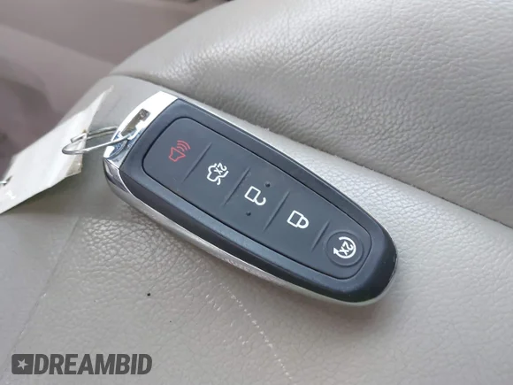 ✅ 2014 Ford Escape Titanium • VIN: 1FMCU9J91EUB11171 • Lot: 44242835. Listed on IAAI with 221,015 mi. Free auction sales archive from the USA and detailed vehicle history report at DreamBid. Image 11.
