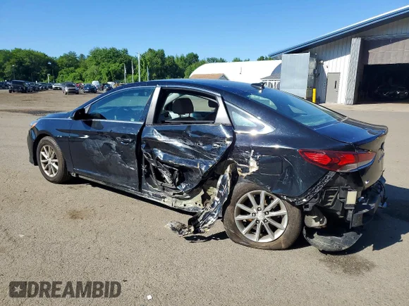 ✅ 2019 Hyundai Sonata SE • VIN: 5NPE24AF3KH753537 • Lot: 55415186. Wystawiony na Copart z przebiegiem 107 651 mil. Bezpłatny archiwum sprzedaży aukcyjnych z USA i szczegółowy raport historii pojazdu na DreamBid. Zdjęcie 2.