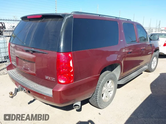 ✅ 2008 GMC Yukon XL SLT 4SB • VIN: 1GKFC16J68R142517 • Lot: 43412800. Wystawiony na IAAI z przebiegiem 260 101 mil. Bezpłatny archiwum sprzedaży aukcyjnych z USA i szczegółowy raport historii pojazdu na DreamBid. Zdjęcie 4.