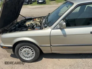 ✅ 1991 BMW 3 Series • VIN: WBAAD2318MED29093 • Lot: 65037895. Listed on Copart with 139,180 mi. Free auction sales archive from the USA and detailed vehicle history report at DreamBid. Image 11.
