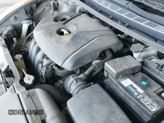 2011 Hyundai Elantra GLS z VIN KMHDH4AEXBU116793, wystawiony jako IAAI lot #43555027 z przebiegiem 170 159 mil mil oraz . Historia ofert i sprzedaży dostępna na DreamBid. Obrazek 12.