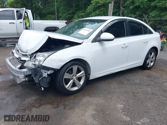 ✅ 2013 Chevrolet Cruze 2LT • VIN: 1G1PE5SB3D7142098 • Лот: 45223296. Опубликован ранее на IAAI с пробегом 140 801 миль. Бесплатный доступ к архиву аукционных продаж из США и подробный отчёт об истории автомобиля на DreamBid. Изображение 2.