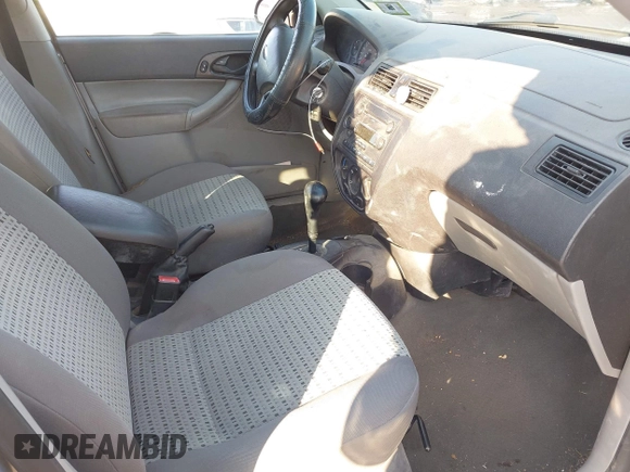 ✅ 2007 Ford Focus S • VIN: 1FAHP34N17W154414 • Lot: 44497487. Wystawiony na IAAI z przebiegiem 217 299 mil. Bezpłatny archiwum sprzedaży aukcyjnych z USA i szczegółowy raport historii pojazdu na DreamBid. Zdjęcie 5.