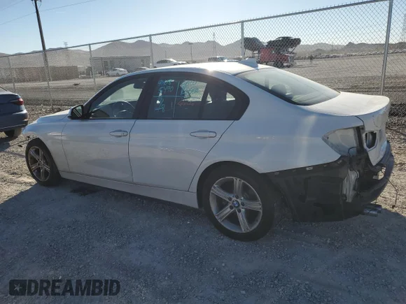 ✅ 2015 BMW 3 Series 328i • VIN: WBA3A5C53FF607639 • Лот: 70639522. Опубліковано раніше на Copart з пробігом 181 709 миль. Безкоштовний доступ до архіву аукціонних продажів зі США та докладний звіт про історію автомобіля на DreamBid. Зображення 2.