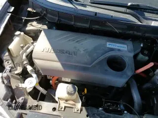 ✅ 2017 Nissan Rogue SV Hybrid • VIN: 5N1ET2MV3HC803776 • Lot: 46274065. Listed on Copart with 99,600 mi. Free auction sales archive from the USA and detailed vehicle history report at DreamBid. Image 13.