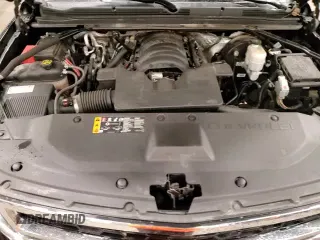 2018 Chevrolet Suburban LS z VIN 1GNSKGKC8JR350466, wystawiony jako Copart lot #60283745 z przebiegiem 140 090 mil mil oraz Szkoda całkowita • Salvage title. Historia ofert i sprzedaży dostępna na DreamBid. Obrazek 14.