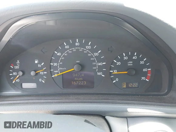 ✅ 2001 Mercedes-Benz CLK 320/430 • VIN: WDBLK65GX1T075853 • Lot: 42583890. Listed on IAAI with 167,223 mi. Free auction sales archive from the USA and detailed vehicle history report at DreamBid. Image 7.