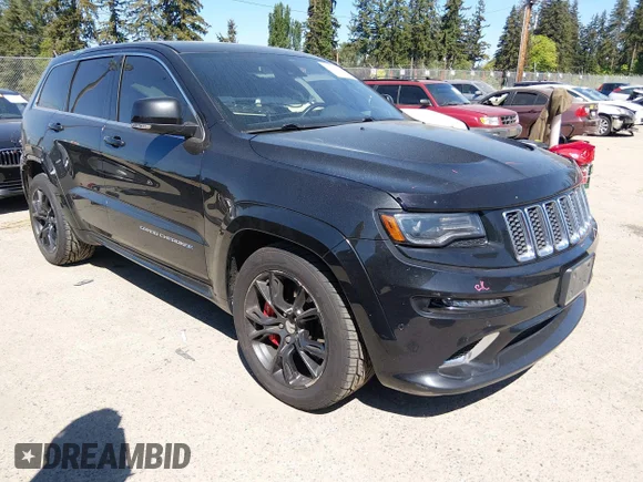 ✅ 2015 Jeep Grand Cherokee SRT • VIN: 1C4RJFDJ2FC619054 • Lot: 45043068. Wystawiony na IAAI z przebiegiem 182 461 mil. Bezpłatny archiwum sprzedaży aukcyjnych z USA i szczegółowy raport historii pojazdu na DreamBid. Zdjęcie 1.