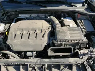 ✅ 2024 Audi Q3 S line Premium • VIN: WA1DECF33R1208378 • Lot: 91498665. Listed on Copart with 11,893 mi. Free auction sales archive from the USA and detailed vehicle history report at DreamBid. Image 17.