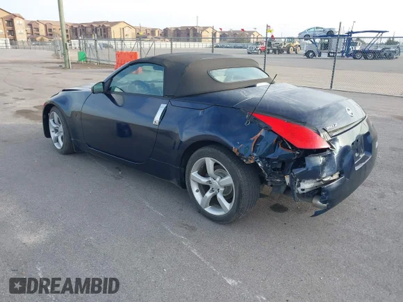 ✅ 2007 Nissan 350Z Touring • VIN: JN1BZ36A47M654733 • Lot: 44431262. Wystawiony na IAAI z przebiegiem 184 434 mil. Bezpłatny archiwum sprzedaży aukcyjnych z USA i szczegółowy raport historii pojazdu na DreamBid. Zdjęcie 3.