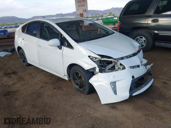 ✅ 2015 Toyota Prius Two • VIN: JTDKN3DU2F0459709 • Lot: 45640260. Wystawiony na IAAI z przebiegiem 265 138 mil. Bezpłatny archiwum sprzedaży aukcyjnych z USA i szczegółowy raport historii pojazdu na DreamBid. Zdjęcie 1.
