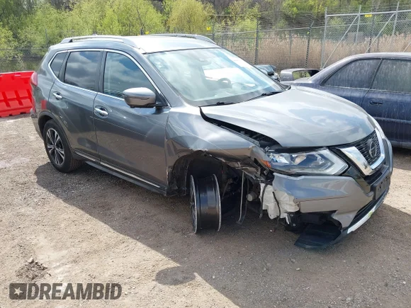 ✅ 2018 Nissan Rogue SL • VIN: JN8AT2MV9JW318957 • Лот: 44917743. Опубліковано раніше на IAAI з пробігом 96 711 миль. Безкоштовний доступ до архіву аукціонних продажів зі США та докладний звіт про історію автомобіля на DreamBid. Зображення 1.