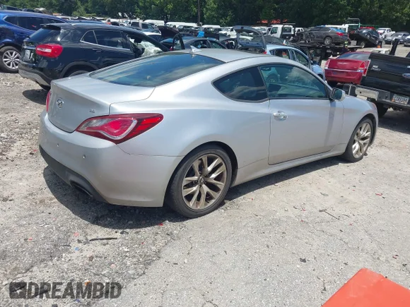✅ 2013 Hyundai Genesis Coupe R-Spec • VIN: KMHHU6KJ8DU086149 • Lot: 45432010. Wystawiony na IAAI z przebiegiem 125 120 mil. Bezpłatny archiwum sprzedaży aukcyjnych z USA i szczegółowy raport historii pojazdu na DreamBid. Zdjęcie 4.