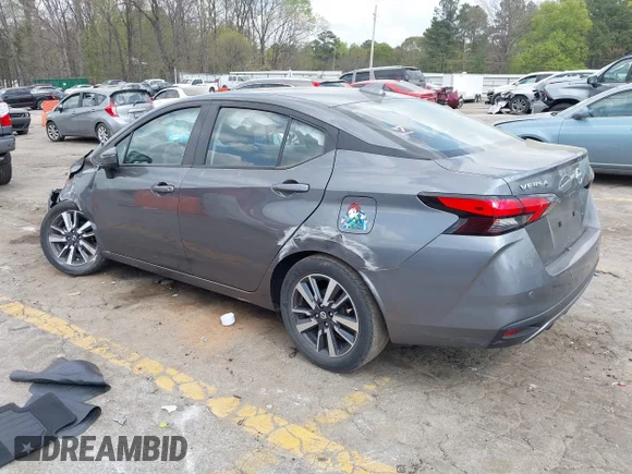 ✅ 2021 Nissan Versa SV • VIN: 3N1CN8EV4ML821504 • Lot: 44690641. Wystawiony na IAAI z przebiegiem 89 704 mil. Bezpłatny archiwum sprzedaży aukcyjnych z USA i szczegółowy raport historii pojazdu na DreamBid. Zdjęcie 3.