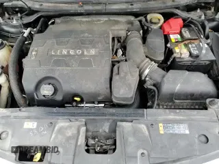 ✅ 2014 Lincoln MKT • VIN: 2LMHJ5FK9EBL50142 • Lot: 85564374. Listed on Copart with 180,263 mi. Free auction sales archive from the USA and detailed vehicle history report at DreamBid. Image 14.