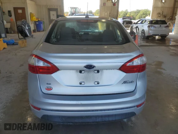 ✅ 2014 Ford Fiesta SE • VIN: 3FADP4BJXEM217513 • Лот: 75505574. Опубліковано раніше на Copart з пробігом 145 316 миль. Безкоштовний доступ до архіву аукціонних продажів зі США та докладний звіт про історію автомобіля на DreamBid. Зображення 6.