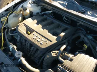 ✅ 2012 Chrysler 200 LX • VIN: 1C3CCBAB1CN105156 • Lot: 43520684. Listed on IAAI with 252,594 mi. Free auction sales archive from the USA and detailed vehicle history report at DreamBid. Image 12.