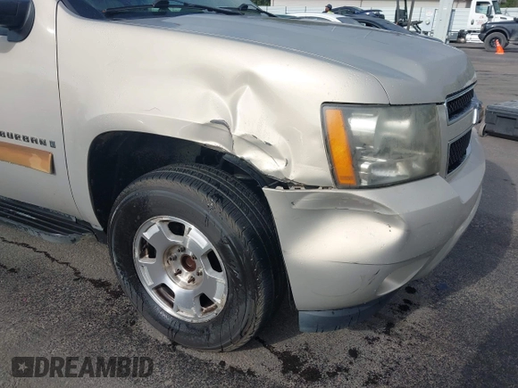 ✅ 2009 Chevrolet Suburban 2LT • VIN: 1GNFC26039R268917 • Lot: 43317263. Listed on IAAI with 279,590 mi. Free auction sales archive from the USA and detailed vehicle history report at DreamBid. Image 6.