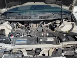 1995 Chevrolet Camaro Z28 z VIN 2G1FP22P0S2185091, wystawiony jako Copart lot #47661355 z przebiegiem 159 032 mil mil oraz Czysty tytuł • Clean title. Historia ofert i sprzedaży dostępna na DreamBid. Obrazek 11.