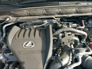 ✅ 2023 Lexus RX 350 • VIN: 2T2BAMBA6PC021384 • Lot: 41922467. Wystawiony na IAAI z przebiegiem 16 867 mil. Bezpłatny archiwum sprzedaży aukcyjnych z USA i szczegółowy raport historii pojazdu na DreamBid. Zdjęcie 25.