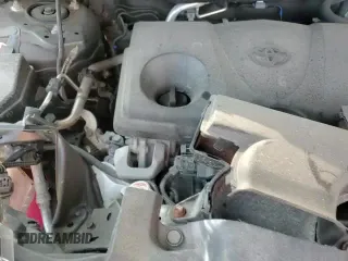 ✅ 2021 Toyota RAV4 XLE • VIN: 2T3R1RFVXMC232720 • Lot: 67523255. Listed on Copart with 31,912 mi. Free auction sales archive from the USA and detailed vehicle history report at DreamBid. Image 15.