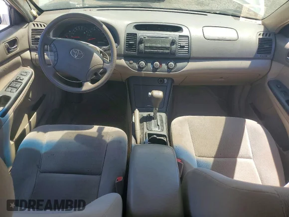 ✅ 2006 Toyota Camry LE • VIN: 4T1BE32K46U730081 • Lot: 52884046. Wystawiony na Copart z przebiegiem 178 116 mil. Bezpłatny archiwum sprzedaży aukcyjnych z USA i szczegółowy raport historii pojazdu na DreamBid. Zdjęcie 8.