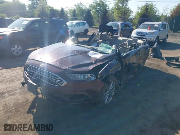 ✅ 2017 Ford Fusion SE • VIN: 3FA6P0H7XHR364435 • Lot: 45132654. Wystawiony na IAAI z przebiegiem Nie podano. Bezpłatny archiwum sprzedaży aukcyjnych z USA i szczegółowy raport historii pojazdu na DreamBid. Zdjęcie 2.