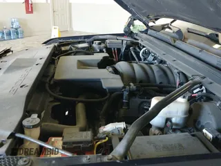 ✅ 2017 Chevrolet Tahoe Commercial • VIN: 1GNLCDECXHR228908 • Lot: 41537030. Listed on IAAI with 114,725 mi. Free auction sales archive from the USA and detailed vehicle history report at DreamBid. Image 19.