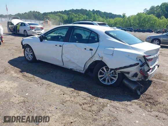 ✅ 2025 Toyota Camry SE • VIN: 4T1DAACK3SU124966 • Lot: 45078342. Wystawiony na IAAI z przebiegiem 31 774 mil. Bezpłatny archiwum sprzedaży aukcyjnych z USA i szczegółowy raport historii pojazdu na DreamBid. Zdjęcie 3.
