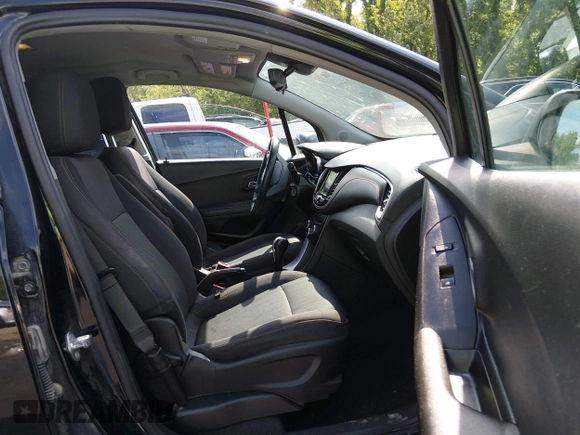 ✅ 2019 Chevrolet Trax LT • VIN: 3GNCJLSB9KL314317 • Lot: 44983176. Wystawiony na IAAI z przebiegiem 98 654 mil. Bezpłatny archiwum sprzedaży aukcyjnych z USA i szczegółowy raport historii pojazdu na DreamBid. Zdjęcie 5.