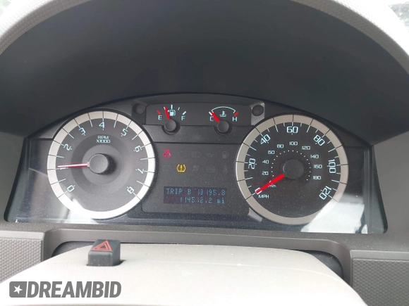 ✅ 2010 Ford Escape XLT • VIN: 1FMCU0D76AKB75735 • Lot: 44965603. Wystawiony na IAAI z przebiegiem 114 512 mil. Bezpłatny archiwum sprzedaży aukcyjnych z USA i szczegółowy raport historii pojazdu na DreamBid. Zdjęcie 7.