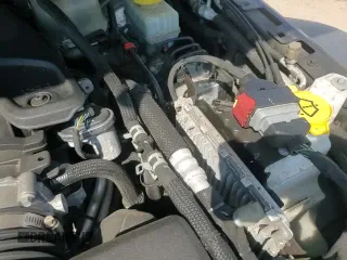 ✅ 2018 Jeep Wrangler Unlimited Sport • VIN: 1C4HJXDG0JW110352 • Лот: 71735245. Опубликован ранее на Copart с пробегом 134 503 миль. Бесплатный доступ к архиву аукционных продаж из США и подробный отчёт об истории автомобиля на DreamBid. Изображение 15.