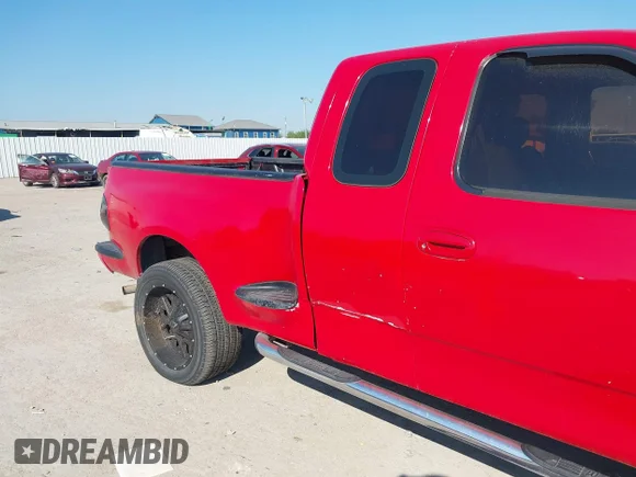 ✅ 2003 Ford F-150 XL • VIN: 1FTRX072X3KD60721 • Lot: 43346686. Wystawiony na IAAI z przebiegiem Nie podano. Bezpłatny archiwum sprzedaży aukcyjnych z USA i szczegółowy raport historii pojazdu na DreamBid. Zdjęcie 6.